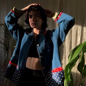 Embroidered Denim Jacket ✨VINTAGE✨